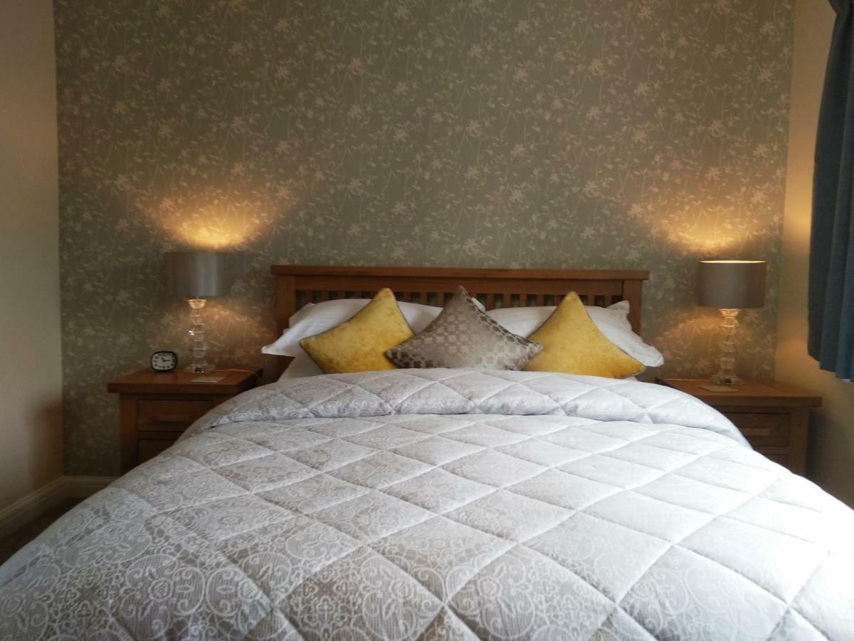 Porthkerry House Bed And Breakfast Little Budworth Exterior photo
